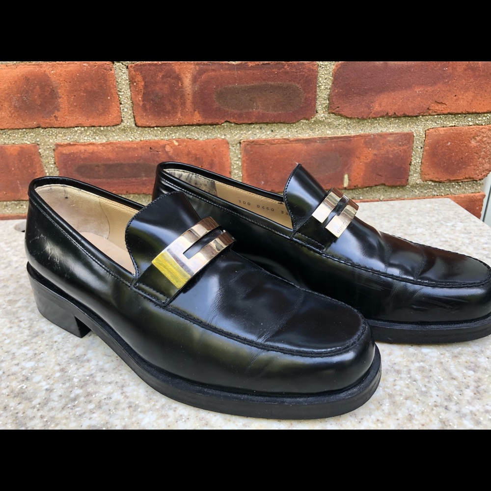 Gucci black metal G logo loafer classic 90’s VTG
